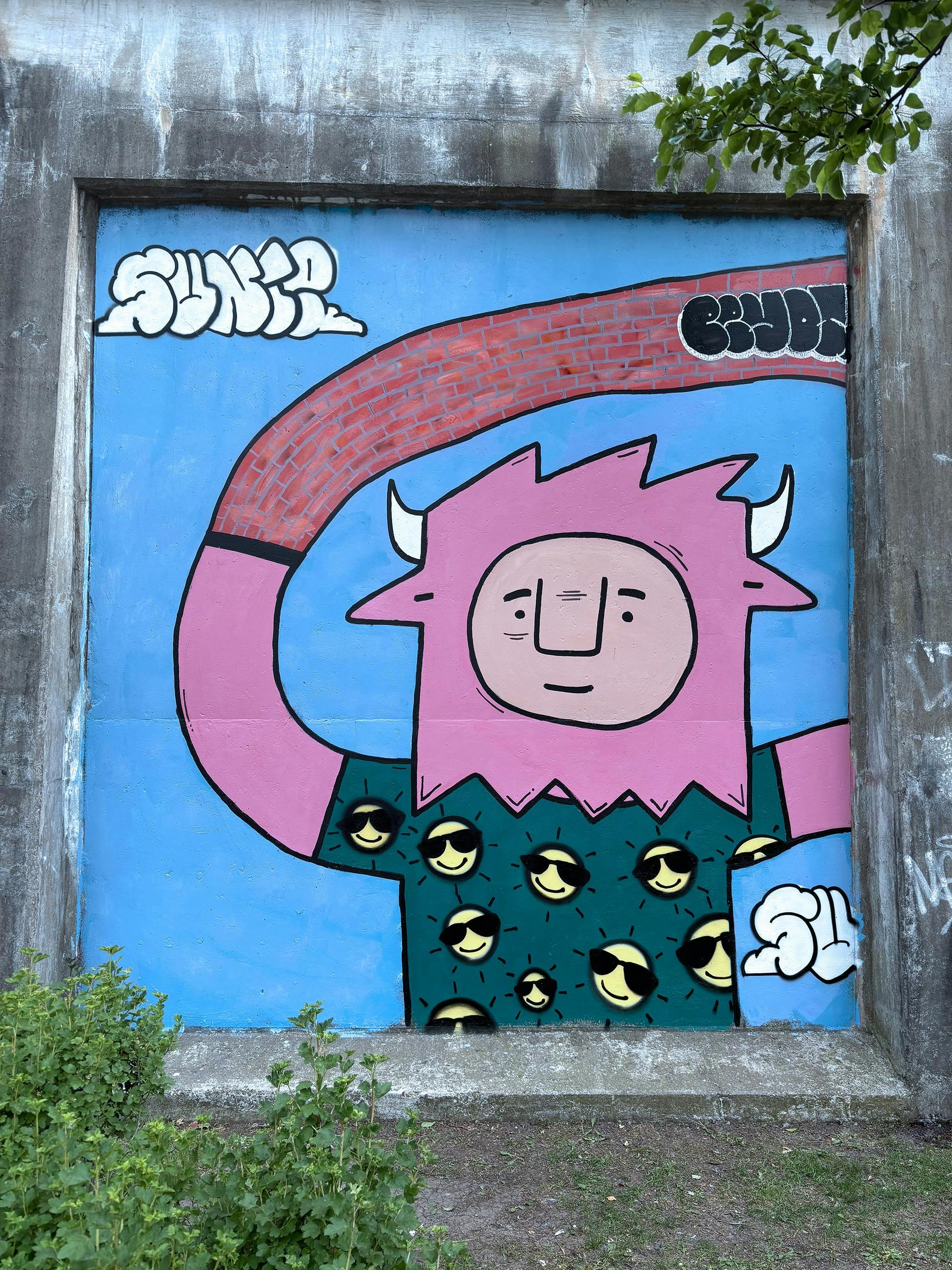 Fulton Market: Offbeat Street Art Tour - Photo 1 of 4